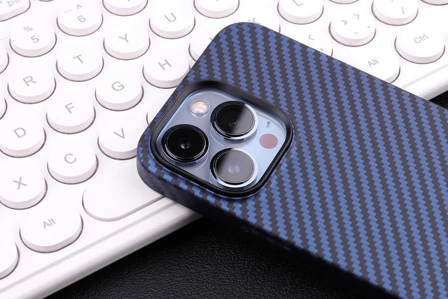 Apple iPhone 13 Pro Kılıf Karbon Fiber Tasarımlı Zore Karbono Kapak